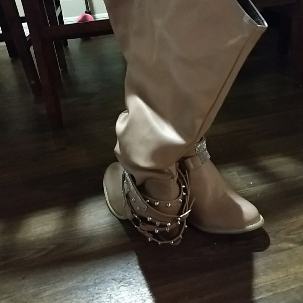 Ladies Cowgirl boots